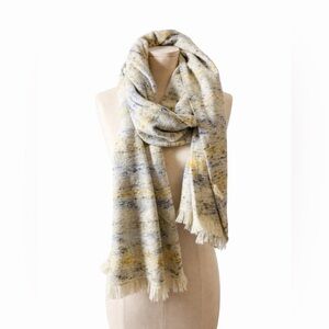 Pretty Persuasions Fringed Multicolor Scarf. Great Condition. Beautiful Colors.